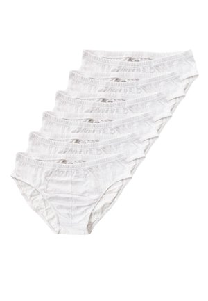 Mutandine di cotone bianche impilate in fila, caratterizzate da una texture morbida e liscia e una vita elasticizzata. Sette paia visibili senza motivi o accenti.