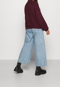 Vero Moda Petite Trui - dark red