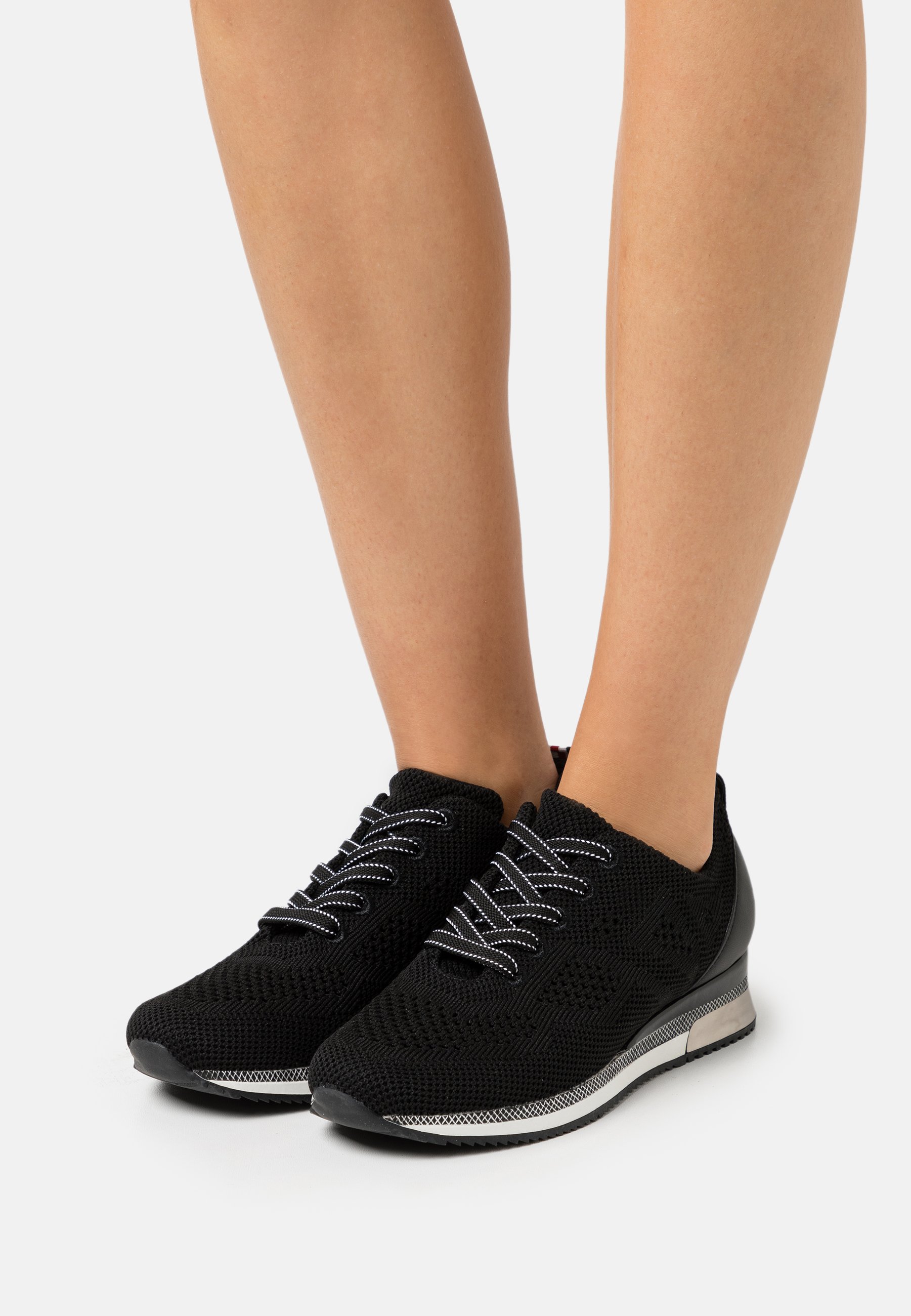 Marco Tozzi Sneakers laag - black/Zwart - Zalando.nl