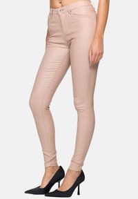 Elara Broek - rosa