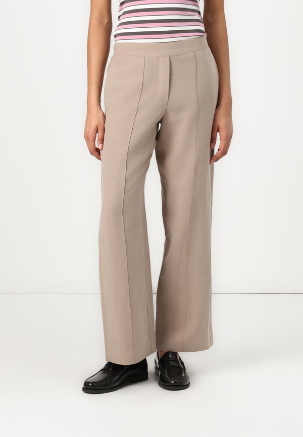 SAHANI TROUSERS - Trousers - greige