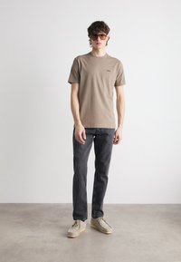BOSS Basic póló - light/pastel green