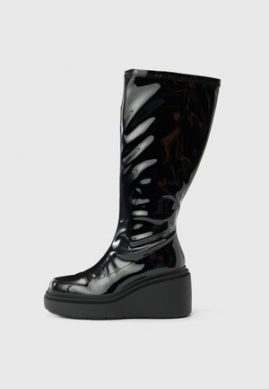 Čizme s punim potplatom - black