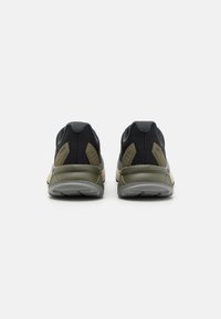 Adidas Terrex SOULSTRIDE - Chaussures de marche - solid grey/carbon/olive strata