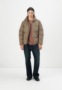 Only & Sons ONSPACK LIFE PUFFER JACKET - Vinterjakker - walnut