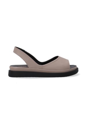 Slingback sandál v světle béžovém syntetickém materiálu, s otevřenou špičkou, černou podrážkou a hladkým povrchem. Jednoduchý, moderní tvar.