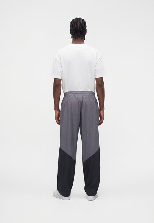 New Balance 'Sport Legacy Pant'. — foto 3