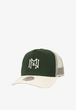 Grüne und beige Mesh-Baseballmütze mit verstellbarem Riemen, ausgestattet mit einem weißen gestickten "I&M"-Logo auf der Vorderseite.