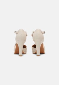 Anna Field Saltos altos - off-white