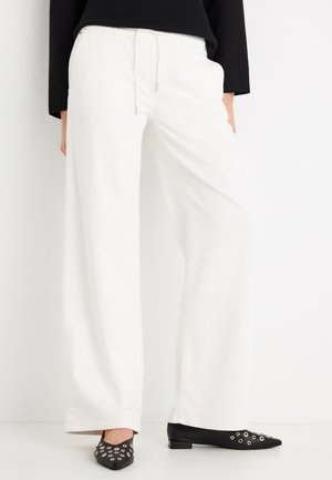 LOOSE JOGGER EVA - Pantaloni - white