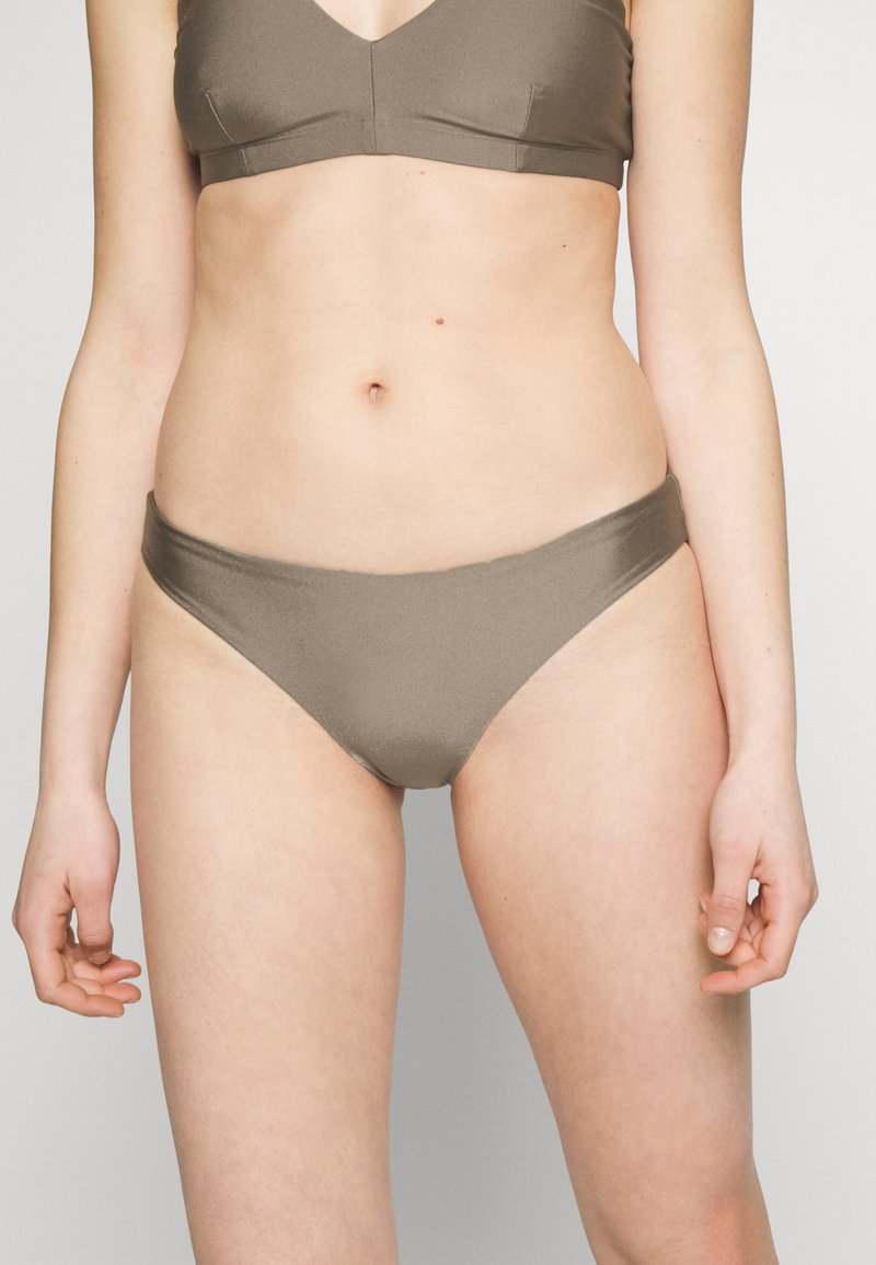 Filippa K SHIMMER BRIEF - Cuecas de biquíni - sand beige