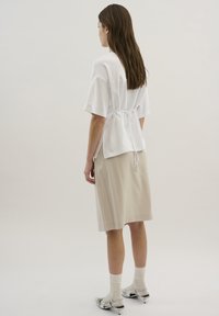 Karen by Simonsen PORTER - Lihtne T-särk - bright white