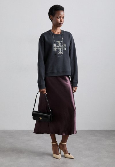Tory Burch ROBINSON SHOULDER BAG - Håndtasker - black