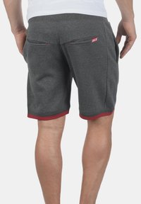 Solid SDBENJAMIN - Šorti - med grey