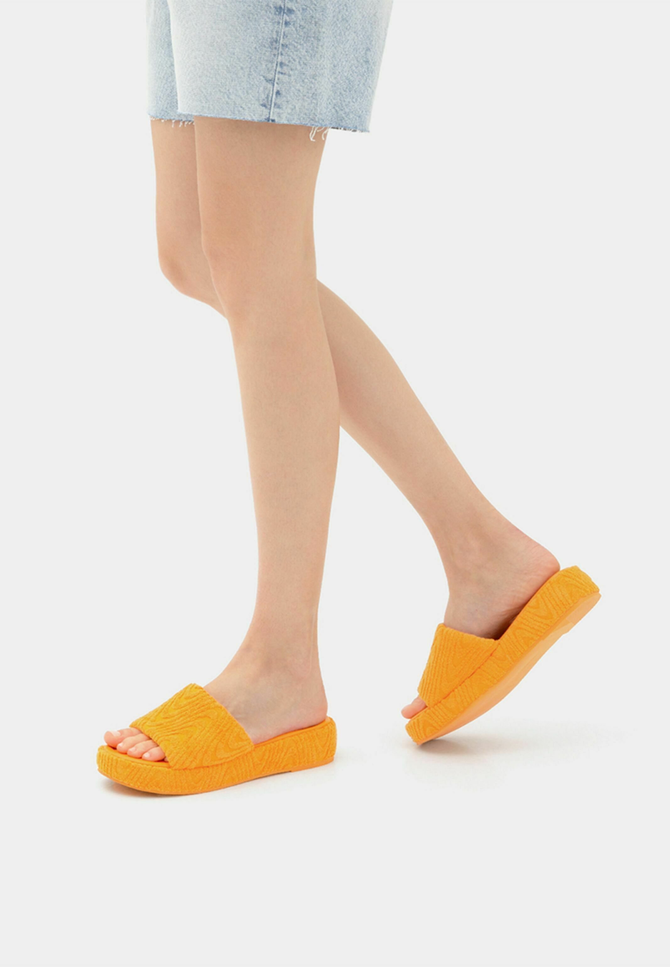 Bershka FLAT TERRY - Muiltjes - orange/oranje - Zalando.nl