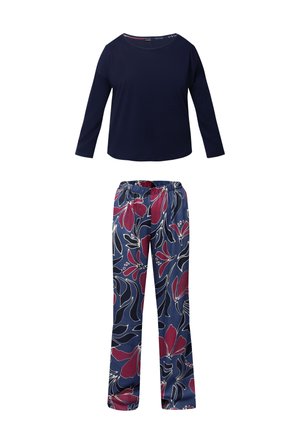 - Zestaw bielizny nocnej