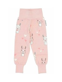 Ljust rosa bomullshängselbyxor med elastiskt midjeband. Har kaninillustrationer och hjärtan i olika färger. Ribbad mudd vid anklarna.
