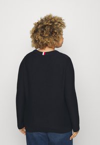 Tommy Hilfiger Curve Sweter
