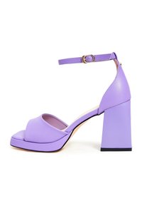 Unselected, lilac