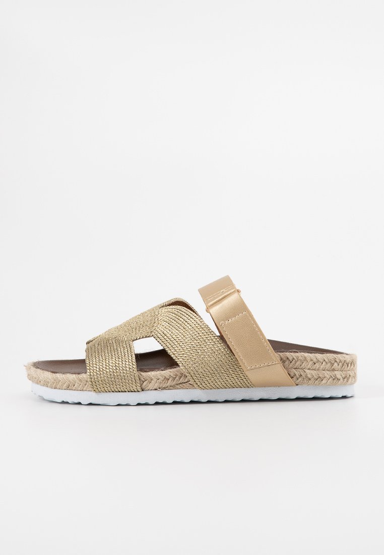 Cassis côte d’azur Muiltjes goudkleurig Cassis côte d’azur Muiltjes goudkleurig