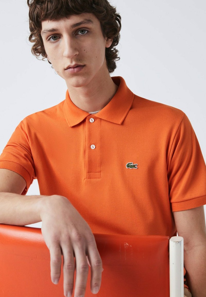 lacoste polo orange