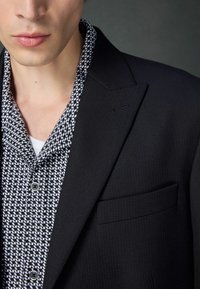 Next SLIM FIT TEXTURED STRIPE - Anzugsakko - black