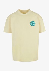 Vybráno, softyellow