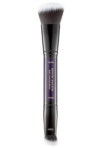 Pinceau de contour à double embout avec des poils blancs denses. Le manche noir est orné d'un accent violet portant les inscriptions "Estomper" et "Définir". Design lisse et élégant.