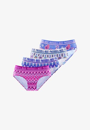 Quatre paires de culottes pour femmes à motifs en violet, bleu et multicolore, chacune avec une ceinture étiquetée "Miss Freegun".