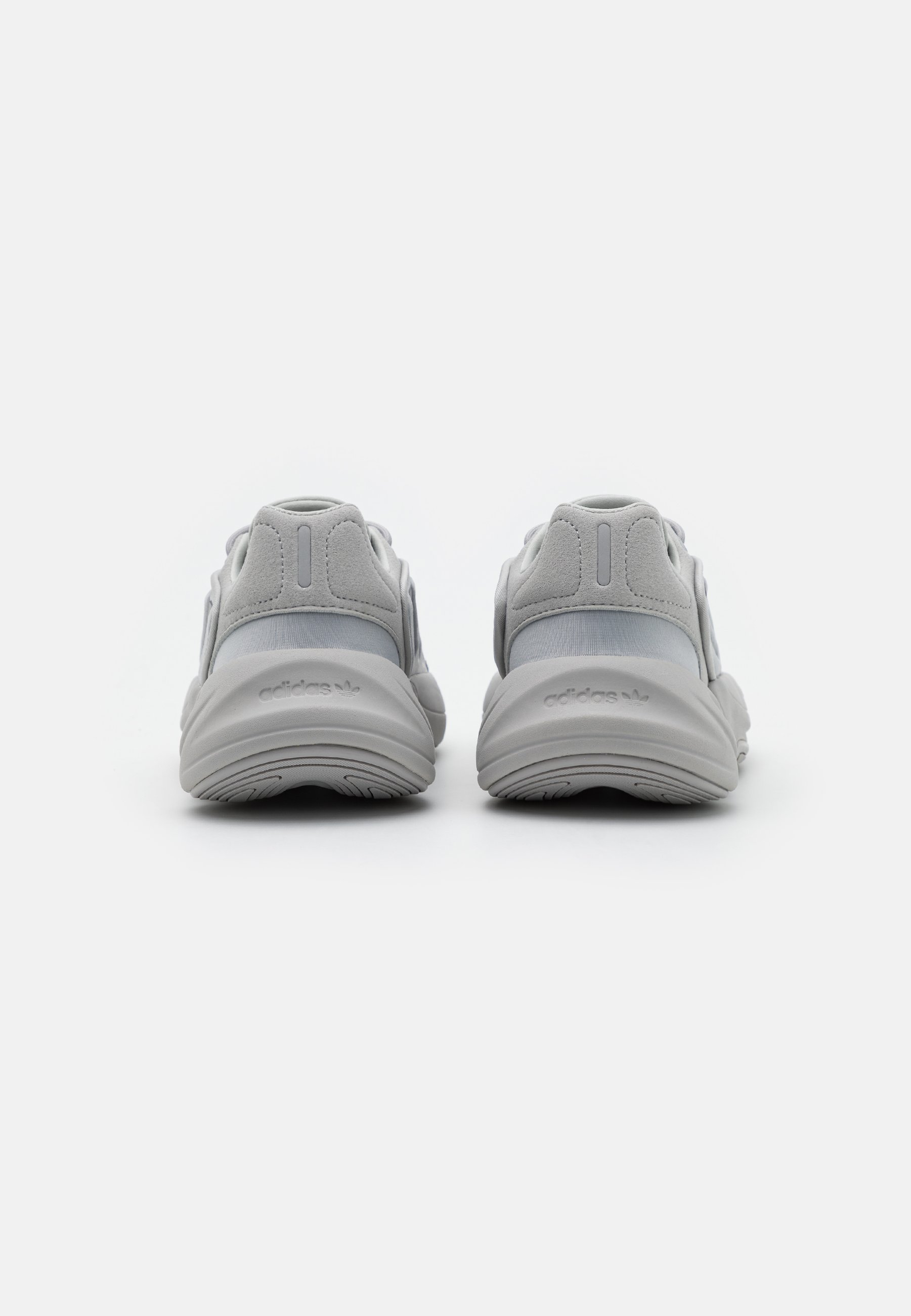adidas Originals OZELIA UNISEX - Sneakers laag - grey two/grey four/grijs -  Zalando.nl