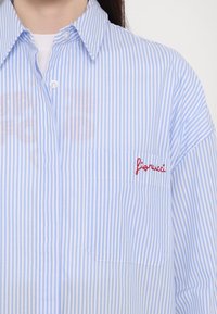Fiorucci STRIPED SHIRT - Blusa com botões - light blue