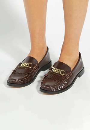Slip-ons - burgundy