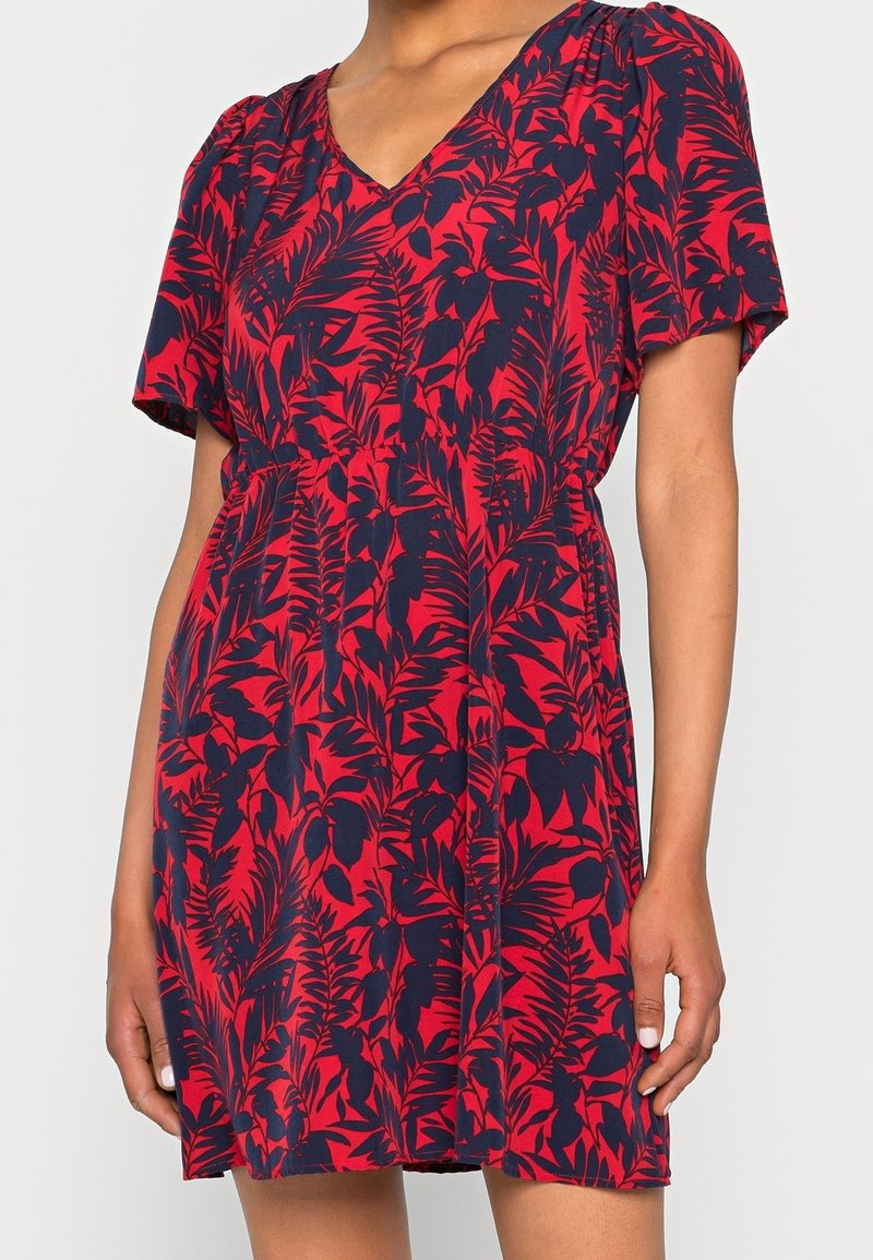 VILA Robe de jour - red