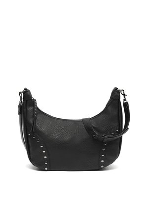 Črna usnjena torbica za čez ramo z nastavljivim trakom, srebrnimi zakovicami ob straneh in zgornjo zadrgo.