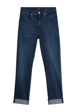 Donker gewassen denim jeans met een rechte pijp, opgerolde manchetten, vijfzakken ontwerp en metalen knoopsluiting. De stof heeft een soepele textuur.