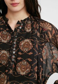 Desigual Bluse - black