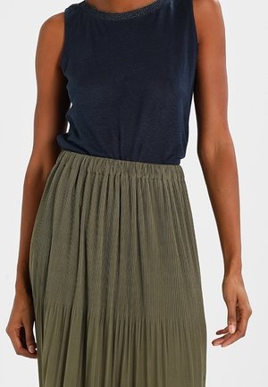 Top - dark blue