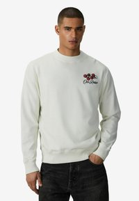 Unausgewählt, ecru white