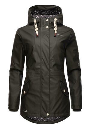 Sort vandtæt parka med foret hætte, to sidelommer og logo detalje. Har elastiske manchetter og et mønstret inderskud.