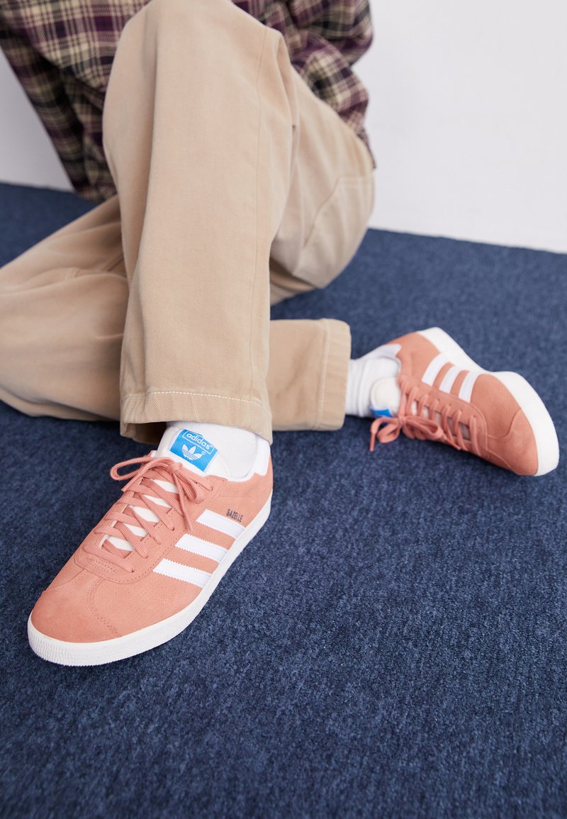 adidas gazelle silver green womens Leftfoot - adidas - Gazelle Indoor - Collegiate Green main image 0