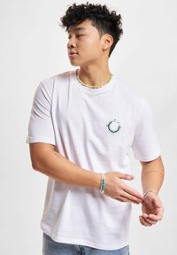 Jack & Jones Nyomott mintás póló - white