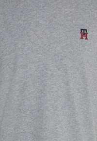 Tommy Hilfiger Camiseta básica - light grey