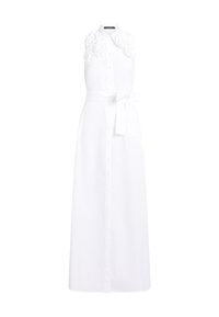 Robe en lin blanc avec un col, fermeture à boutons à l'avant, embellissements floraux sur les épaules et une ceinture nouée à la taille.