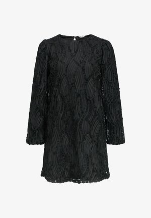 Črna dolga obleka s dolgimi rokavi iz teksturiranega materiala z dvignjenimi valovitimi vzorci, okroglim izrezom in podrobnostmi na hrbtni strani.