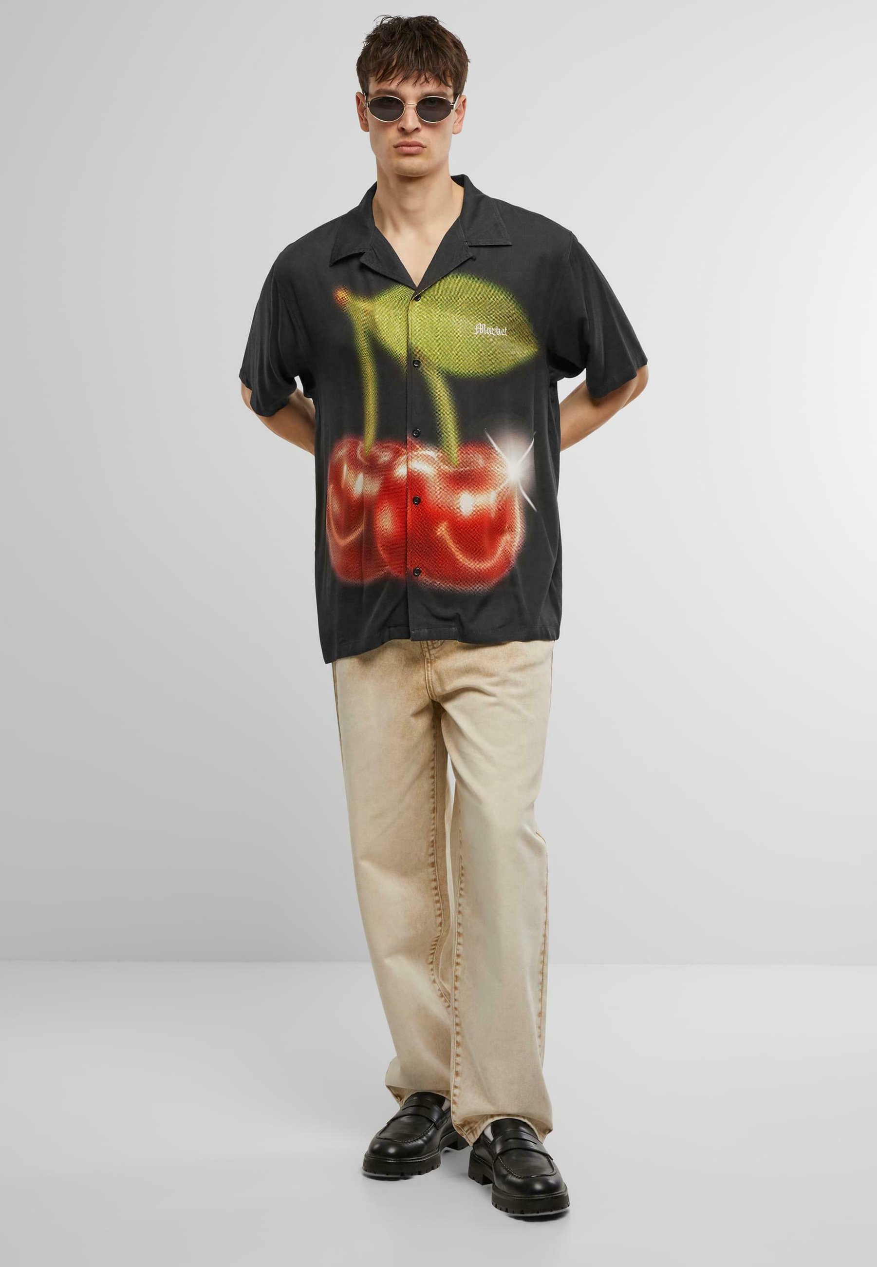 Market SMILEY CHERRIES SS BUTTON-UP - Shirt - black - Zalando