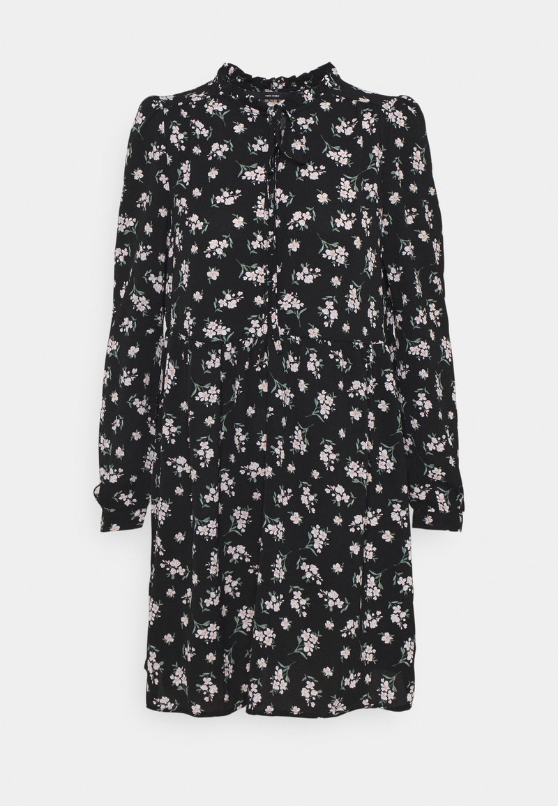 Robe noire à manches longues avec petit motif floral blanc et rose, col montant à volants et détail de couture à la taille.