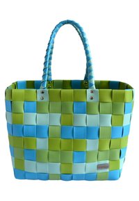 Unausgewählt, spring