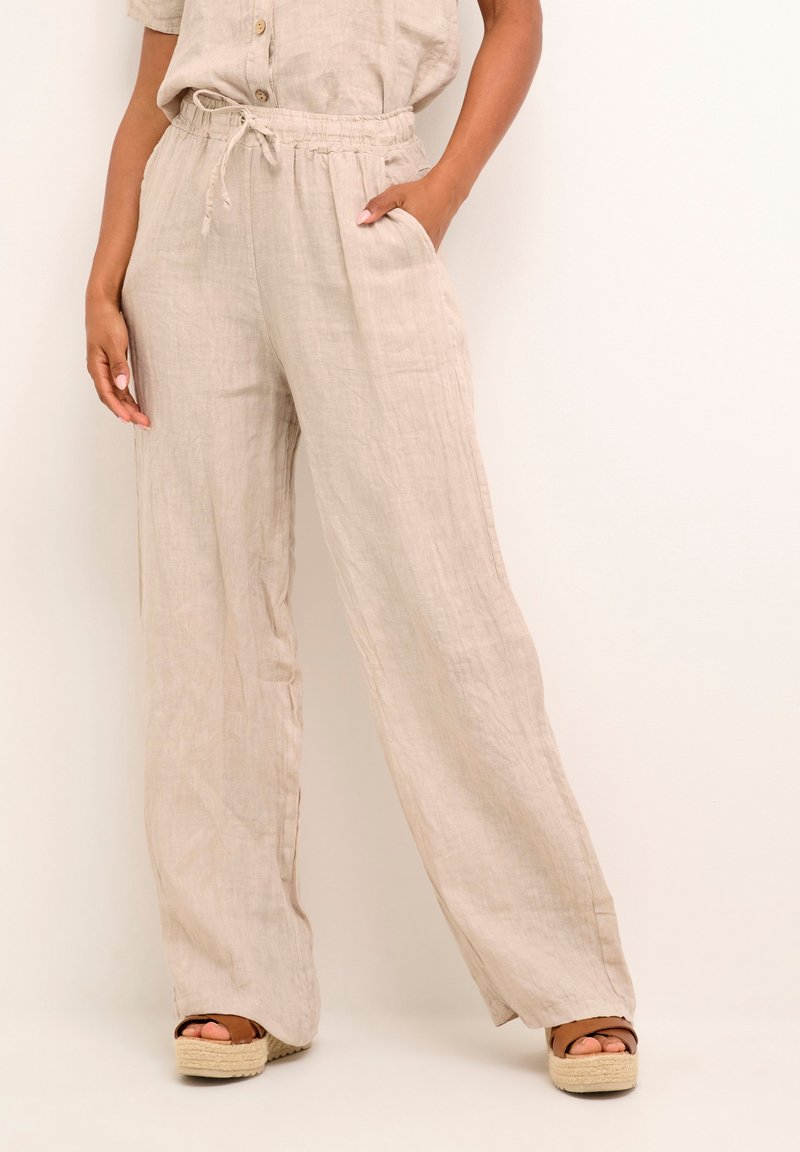 Cream - CRBELLIS - Trousers - crispy sand, Enlarge