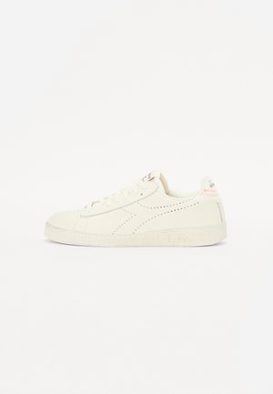 GAME UNISEX - Sportbačiai - white