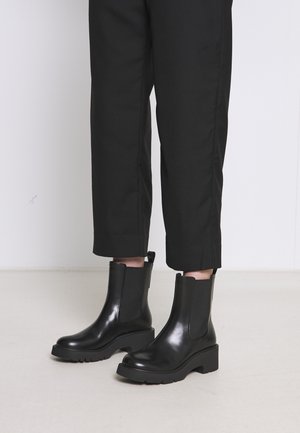 MILAH - Bottines à plateau - black